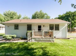 3001 Madison Ave, Des Moines, IA 50310