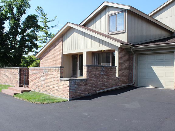 3rd image of 1576 S Hill Blvd #1555
