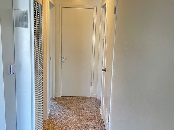5th image of 250 Coombs St Unit 250