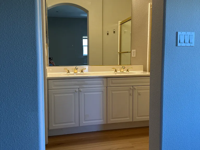 886 Revelation Pl — Photo 9