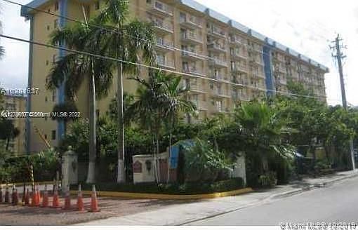 1st image of 801 NW 47th Ave APT 412W