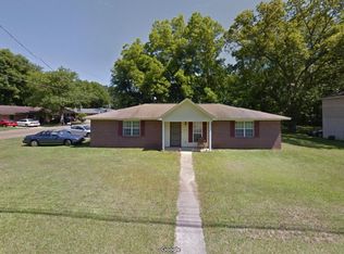 372 Little St, West Point, MS 39773