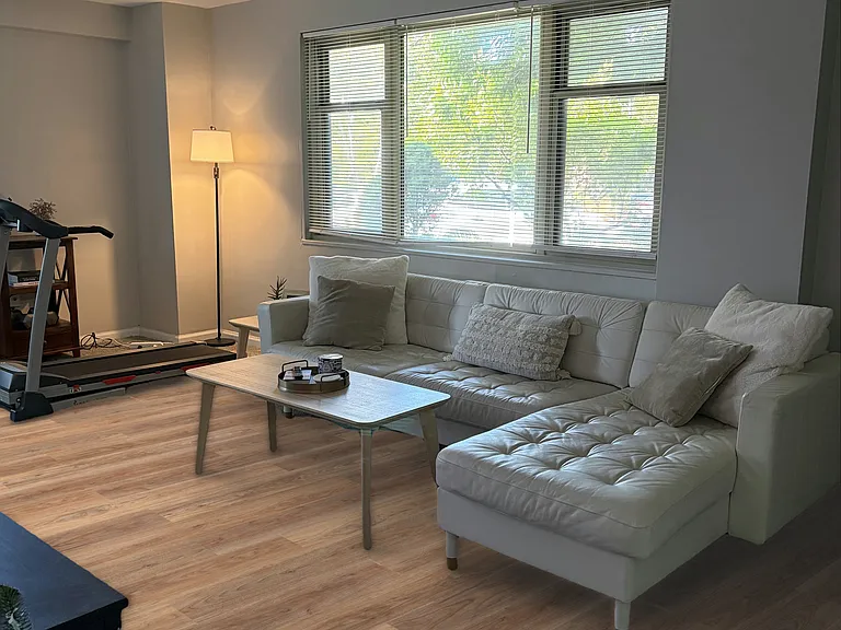 11820 Edgewater Dr #322 — Photo 13