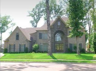 1057 Old Hearthstone Cir E, Collierville, TN 38017
