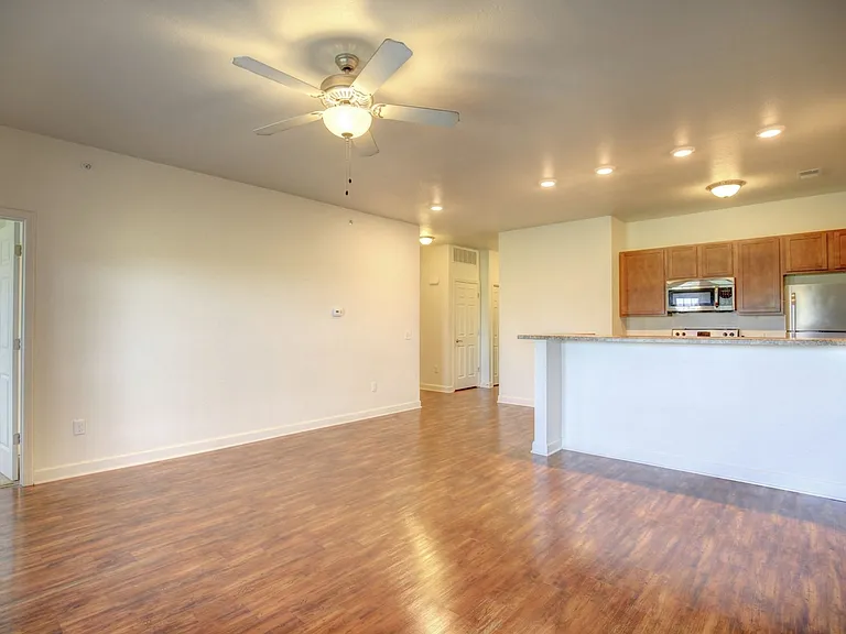 706 Inverness Rd — Photo 9