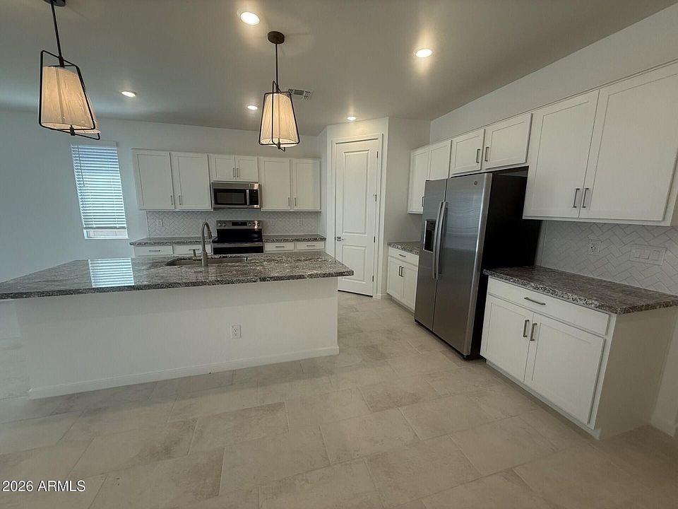 1st image of 25171 W LA SALLE Street