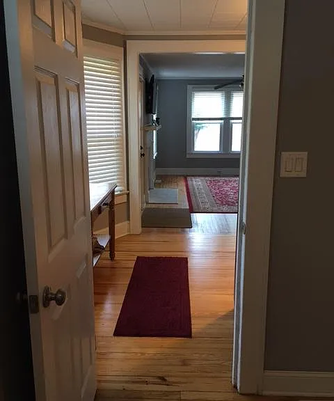 Front hallway/transition from Kitchen to Living Room