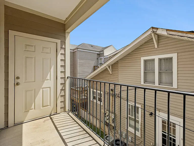 2110 Acklen Ave #101 — Photo 35