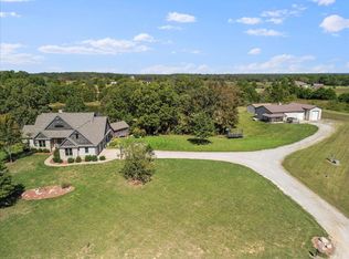 6059 Private Road 1602, West Plains, MO 65775