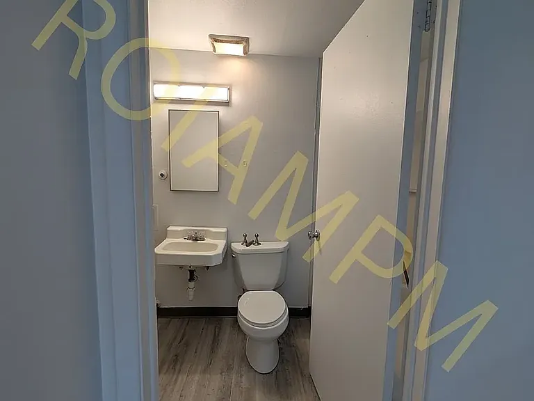 123 E Main St #123 — Photo 2
