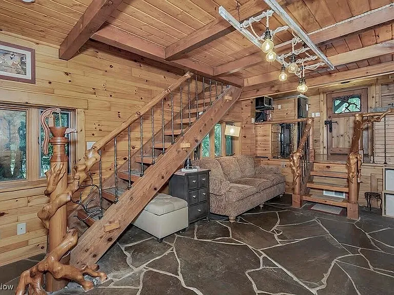 7020 S Woodland Rd — Photo 27