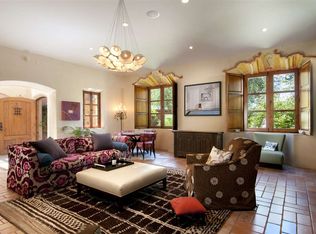 1218 Cerro Gordo Rd, Santa Fe, NM 87501