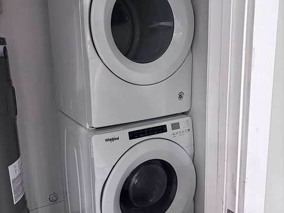 3rd image of 406 S 5th St #408-1