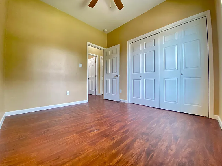 153 Ivy Ave — Photo 6