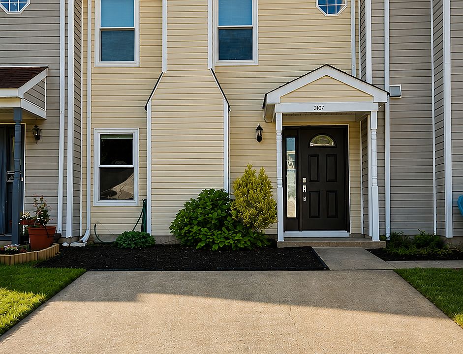 1st image of 3107 Glastonbury Dr #1