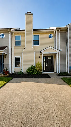 3107 Glastonbury Dr #1 Photo 1