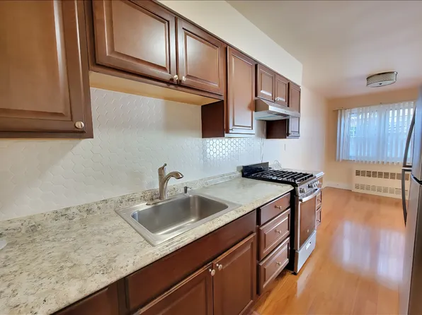 47-41 59th Street image 3 of 6