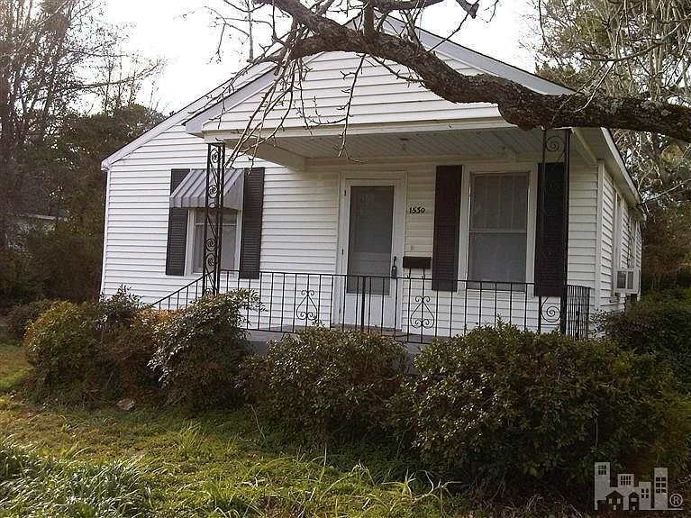 2nd image of 1530 41st St