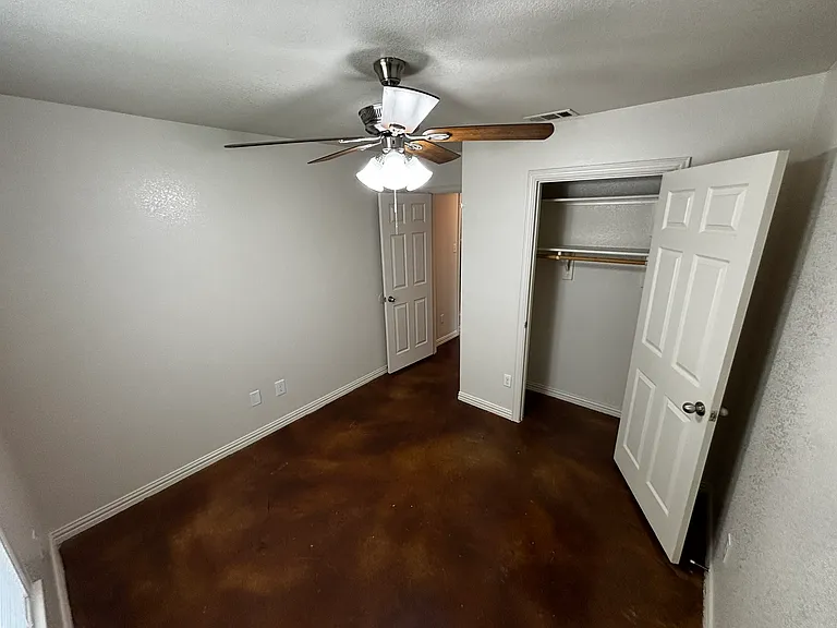 507 E Zenith Ave #A — Photo 18