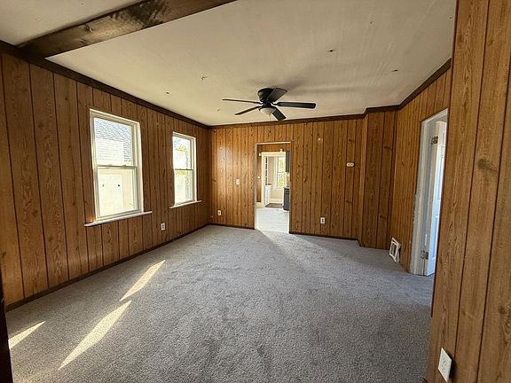 3rd image of 7016 Ivy Ave #Up