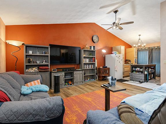 5th image of 2214 Dupont Dr