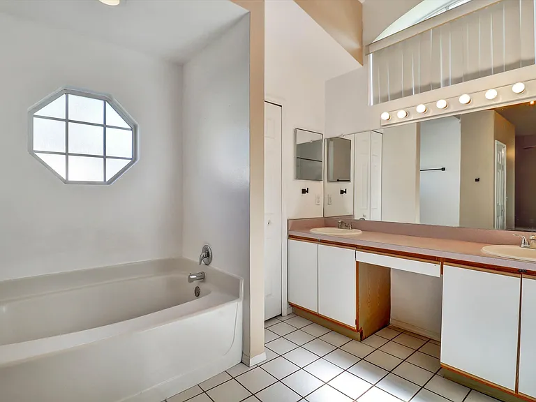 320 Saint Augustine Courtwind Ml — Photo 10