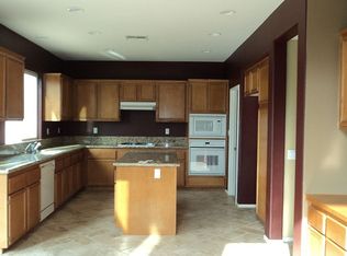 5713 Redhaven St, Corona, CA 92880