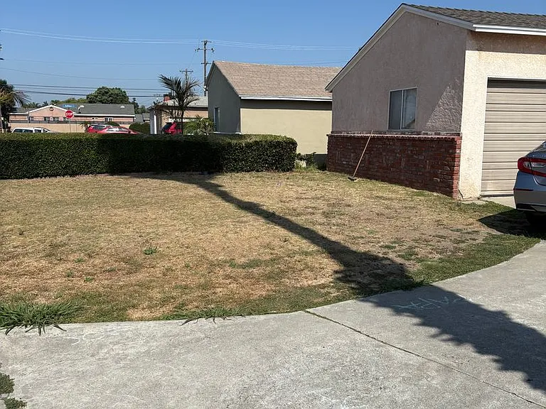 9719 Priscilla St — Photo 12