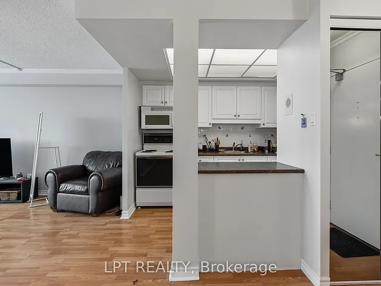 555 Brittany Dr #1112 — Photo 11
