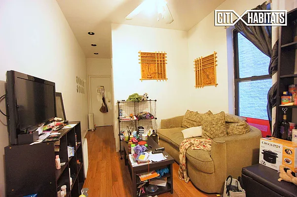 Rented by Citi Habitats | media 22