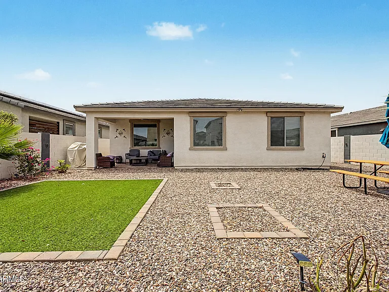 35948 W Santa Monica Ave — Photo 36