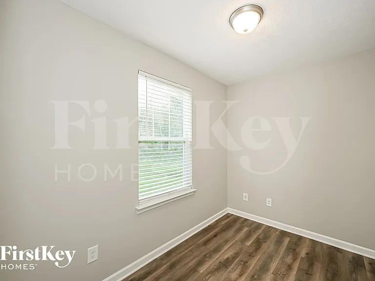 126 Kash Ct — Photo 14