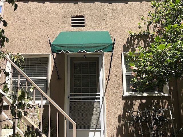 1st image of 111 W Randolph St