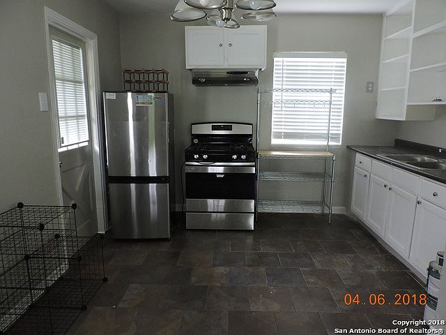 1st image of 115 Mascasa St