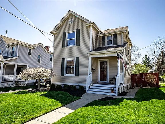 2nd image of 4209 Ballard Ave