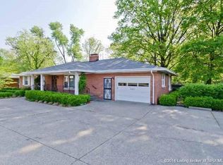 2318 Green Valley Rd, New Albany, IN 47150