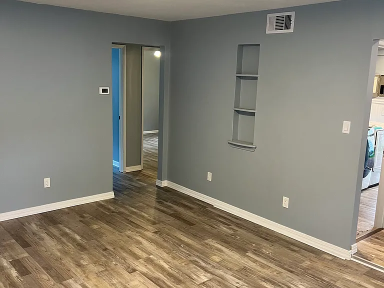 1236 Orchard Heights Dr — Photo 11
