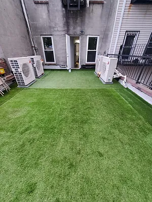 Rented by MySpaceNYC | media 20