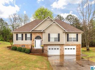 914 Ridgeway Dr, Oneonta, AL 35121