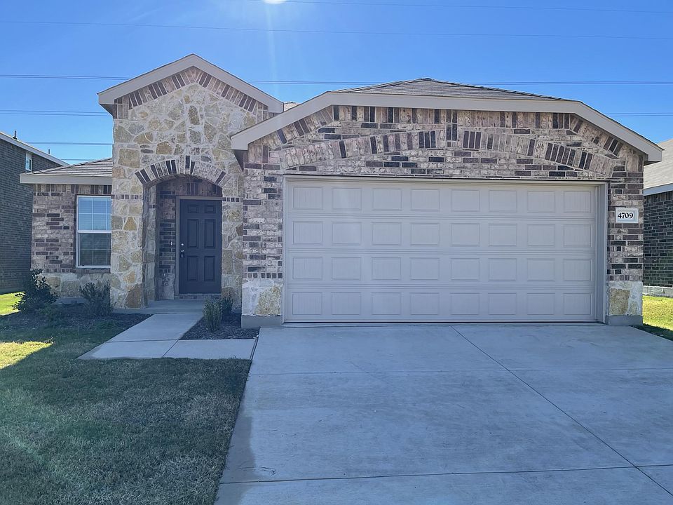 1st image of 4709 Greenham Ln