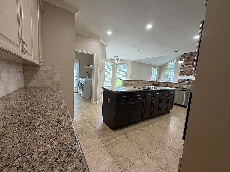 109 Belmont Place Cir — Photo 5