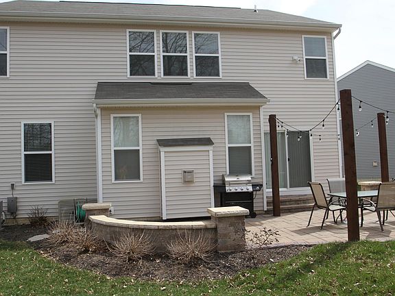 3rd image of 248 Linda Lee Ln
