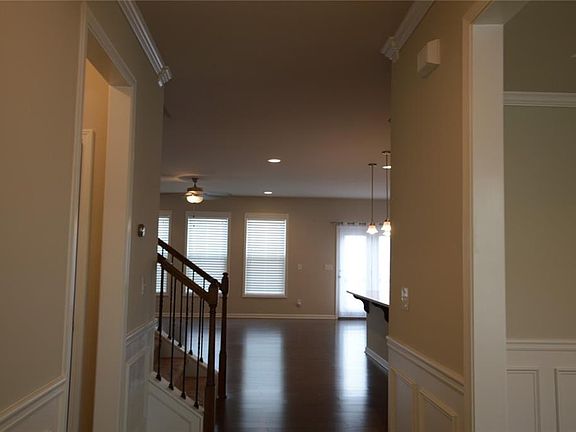 3rd image of 2976 Regal Park Ct