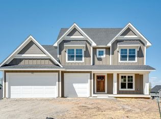 783 Summerbrooke Ct, Lakeville, MN 55044