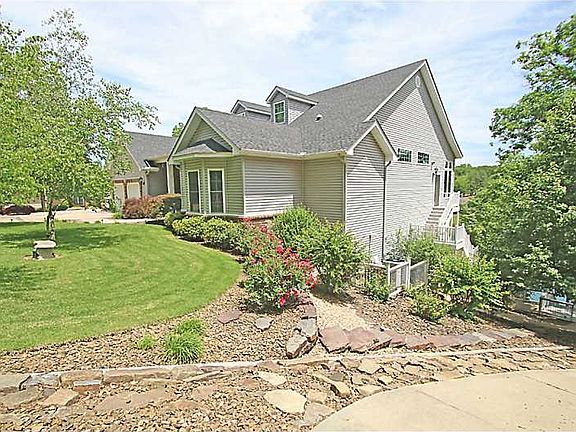 4th image of 120 Kincardine Dr
