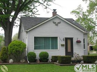 13957 Berwyn, Redford, MI 48239