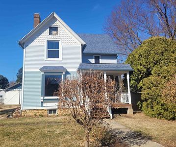 406 S Garfield St, Leaf River, IL, 61047