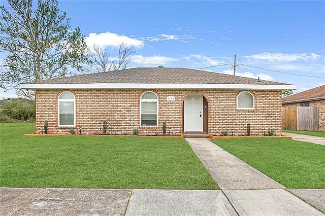 1st image of 2204 River Queen Dr