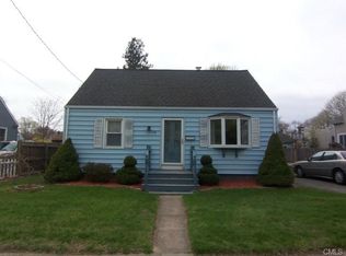 118 Underhill Rd, Milford, CT 06460