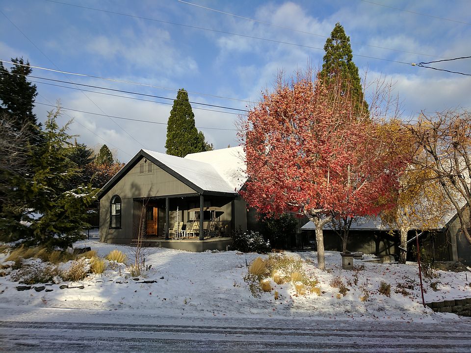 1st image of 2418 E Canyon Dr